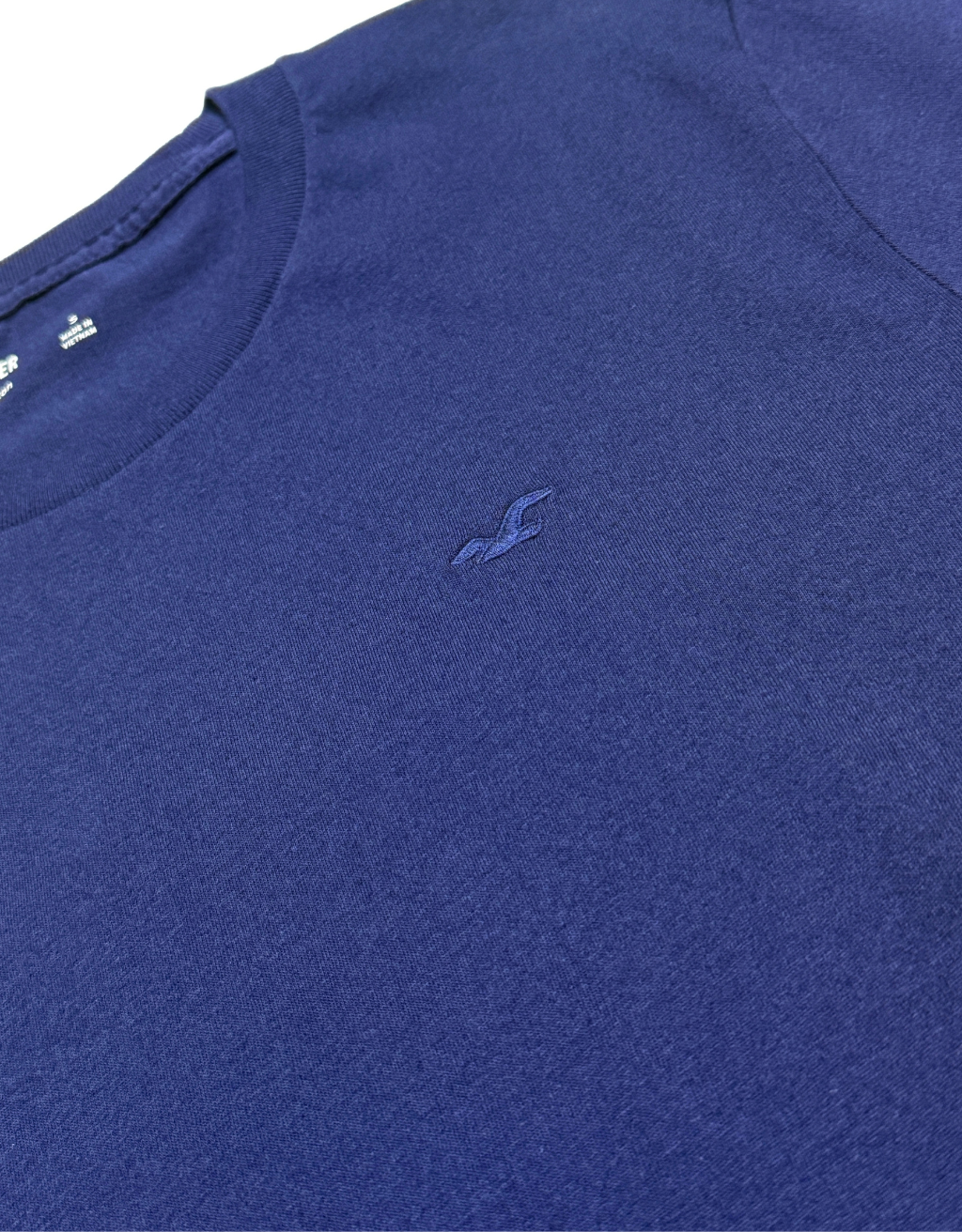 Men's Hollister Icon Crew Solid Short Sleeve T-Shirt (Medium Navy Blue/Medium Navy Blue) - Image 2